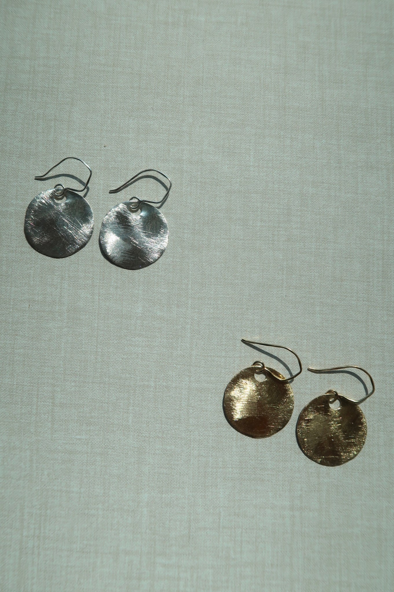 Handmade earrings, round disc earrings, 24k gold plated, 925 silver, lightweight earrings, full moon, moon energy