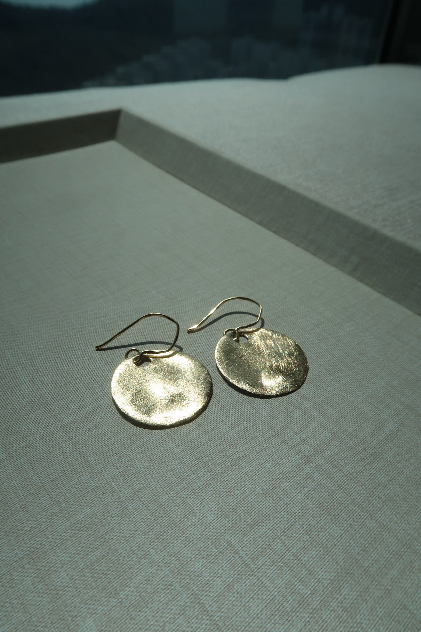 Handmade earrings, round disc earrings, 24k gold plated silver, lightweight earrings