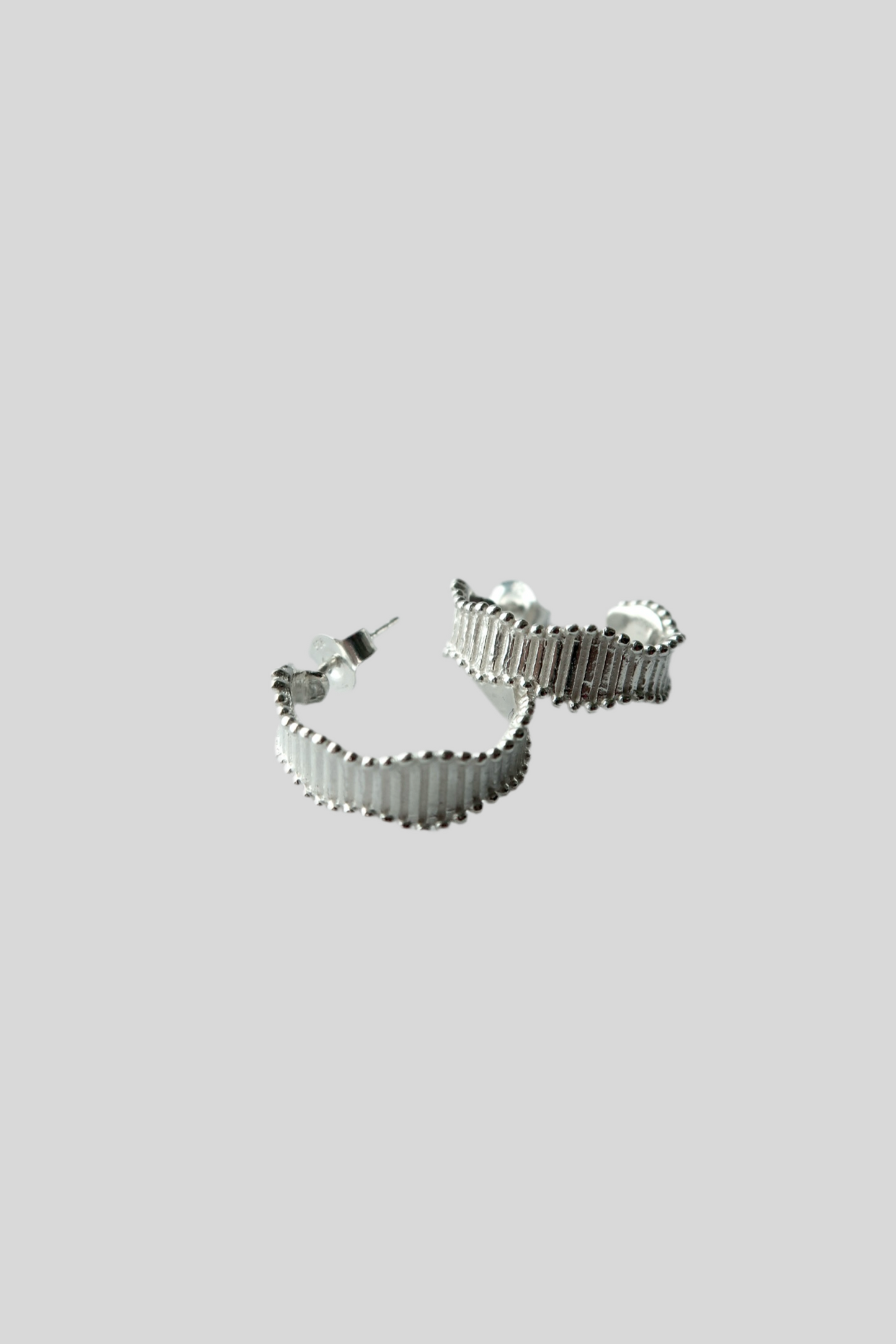 Vanessa Hoop Earrings- Gold/ Silver